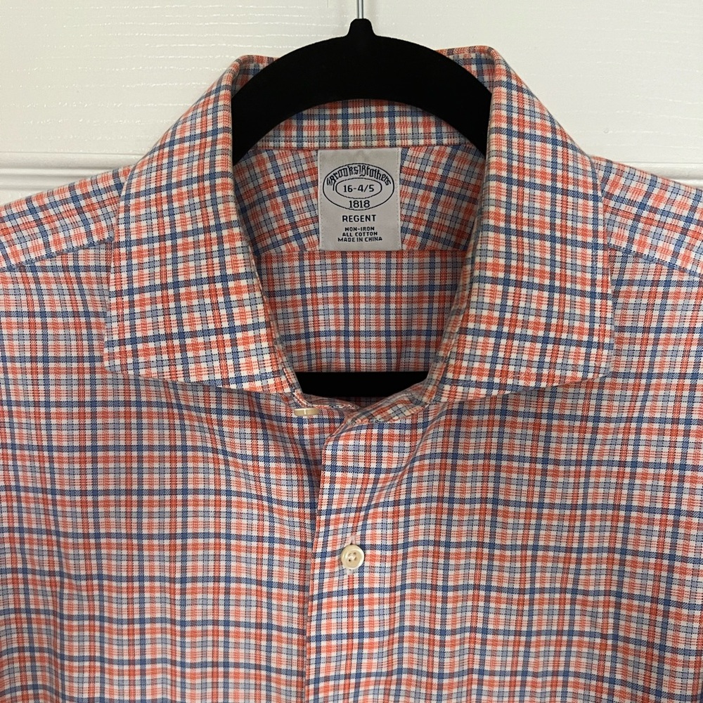 Brooks Brothers Regent Regular-Fit Dress Shirt, Non-Iron
16-4/5 neck size
